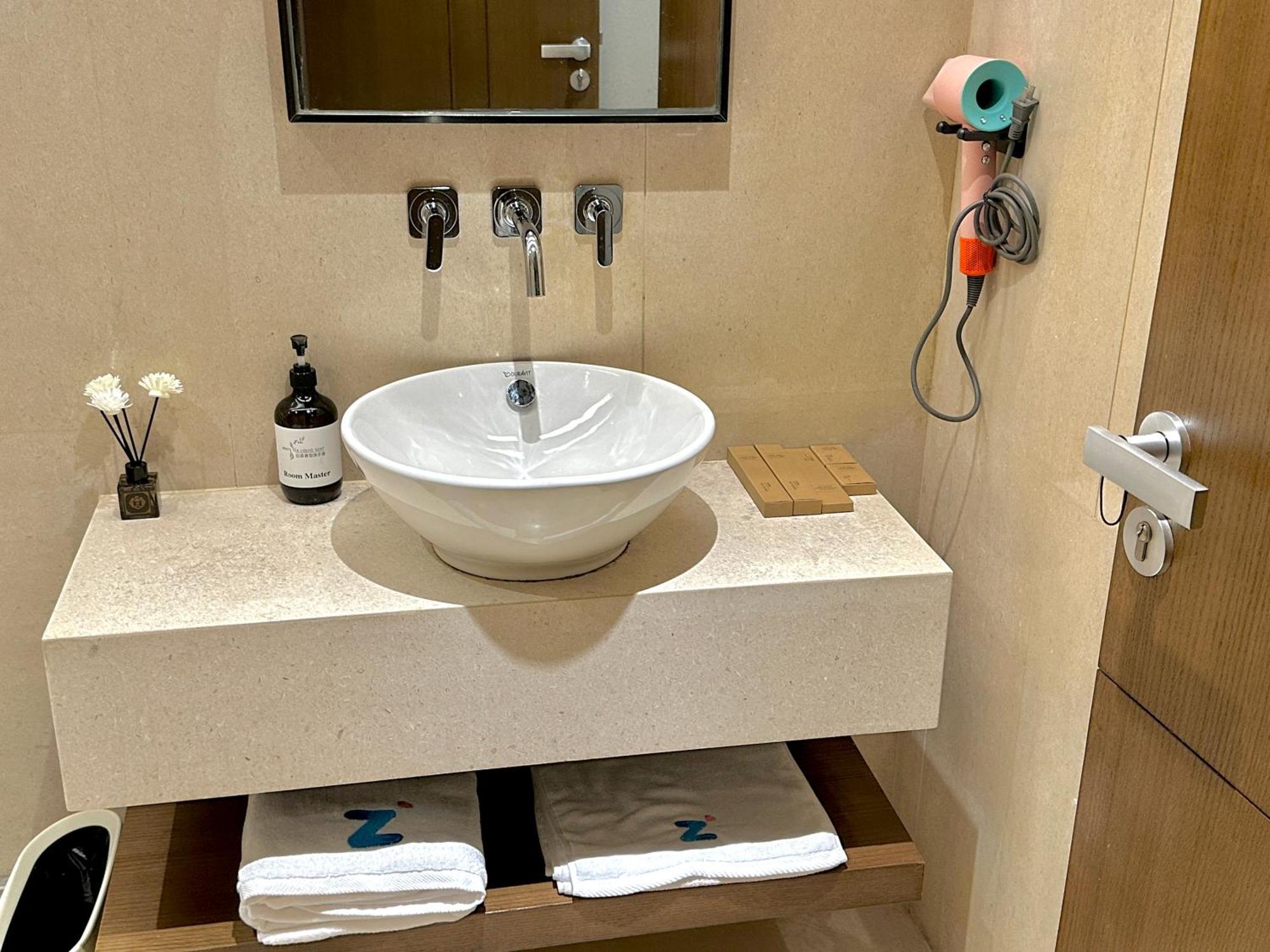 Zhome-Luxury Three-Bedroom Suite-Near The Bund 上海市 エクステリア 写真